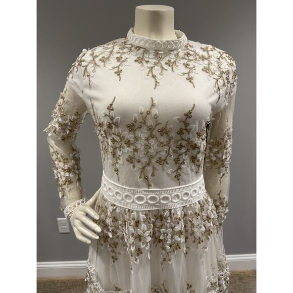Polagram Elegant Lace Overlay Gold Embroidered Dress Size Small White Long - Picture 7 of 9
